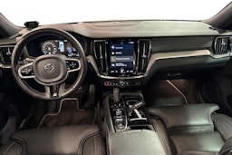 valkoinen Volvo V60 2020 kuva 9.