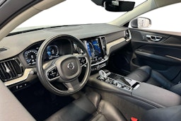 harmaa Volvo V60 2020 kuva 7.