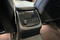 harmaa Volvo V60 2020 kuva 26.