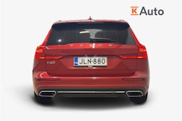 punainen Volvo V60 2020 kuva 6.