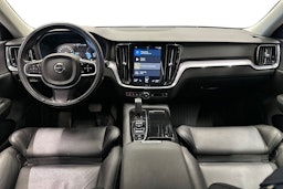 musta Volvo V60 2020 kuva 9.