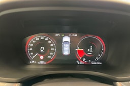 musta Volvo V60 2020 kuva 14.
