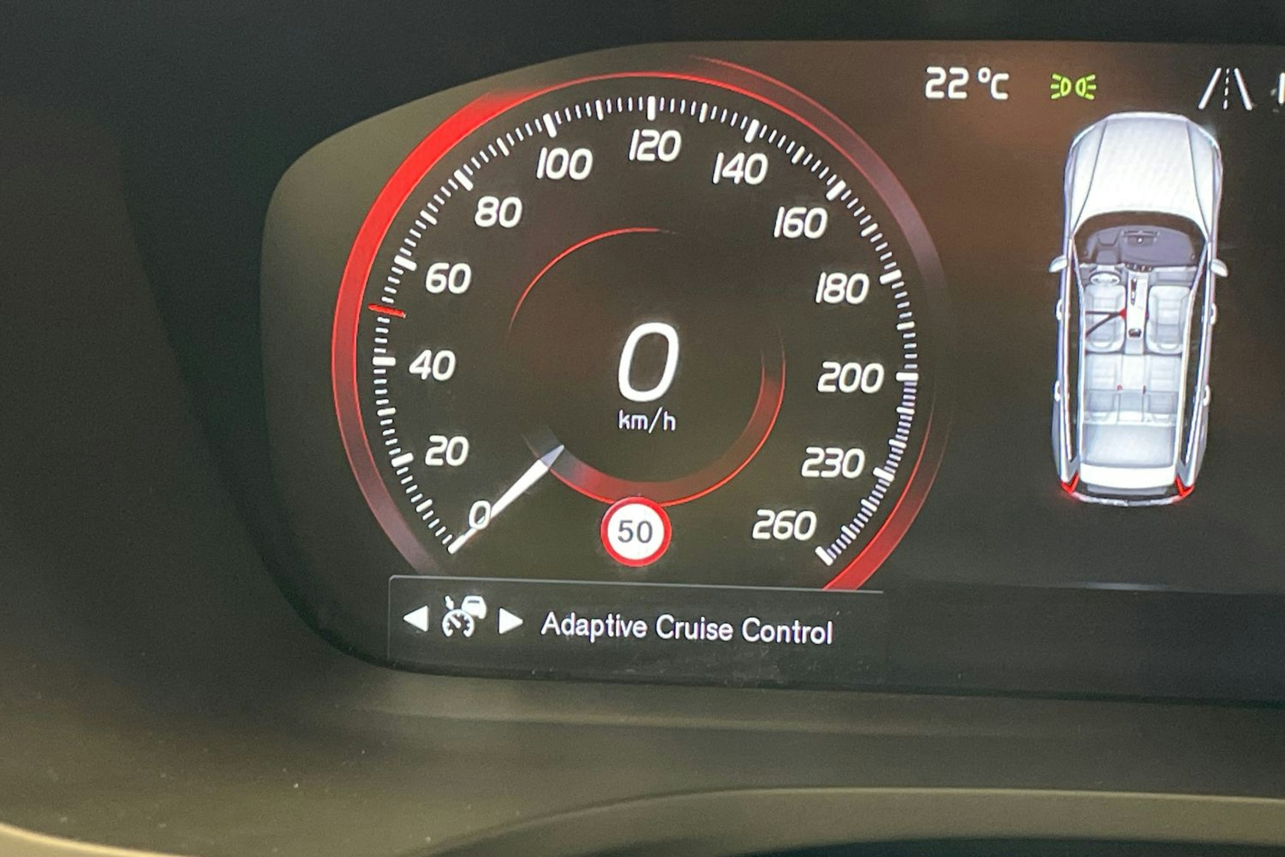 musta Volvo V60 2020 kuva 19.