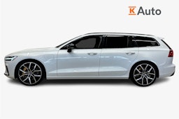 valkoinen Volvo V60 2020 kuva 6.