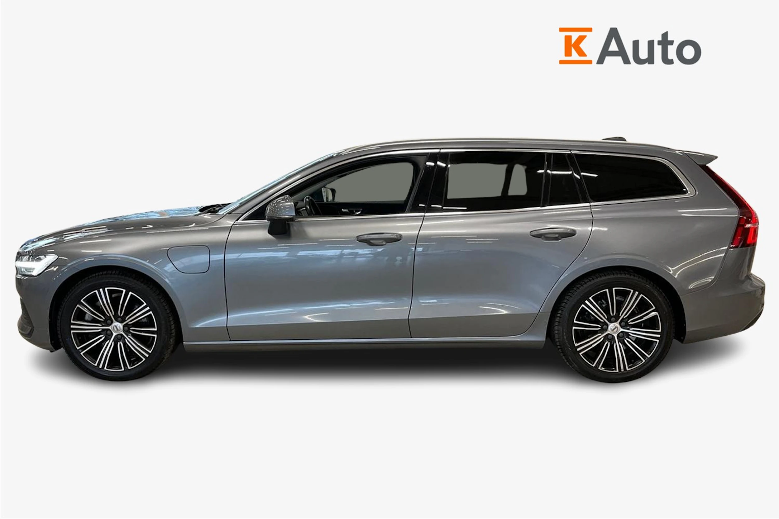 harmaa Volvo V60 2020 kuva 5.