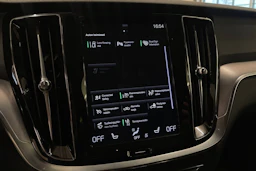 harmaa Volvo V60 2020 kuva 18.