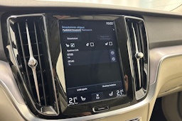 Musta Volvo V60 2020 kuva 20.