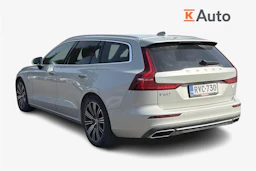 harmaa Volvo V60 2021 kuva 2.