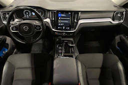 musta Volvo V60 2020 kuva 7.