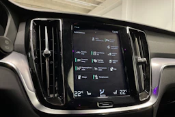 musta Volvo V60 2020 kuva 14.