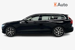 musta Volvo V60 2020 kuva 7.