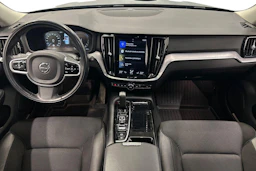 musta Volvo V60 2020 kuva 9.