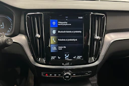 musta Volvo V60 2020 kuva 25.