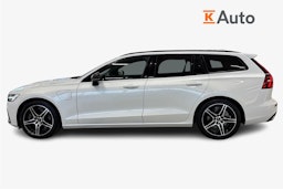valkoinen Volvo V60 2020 kuva 6.