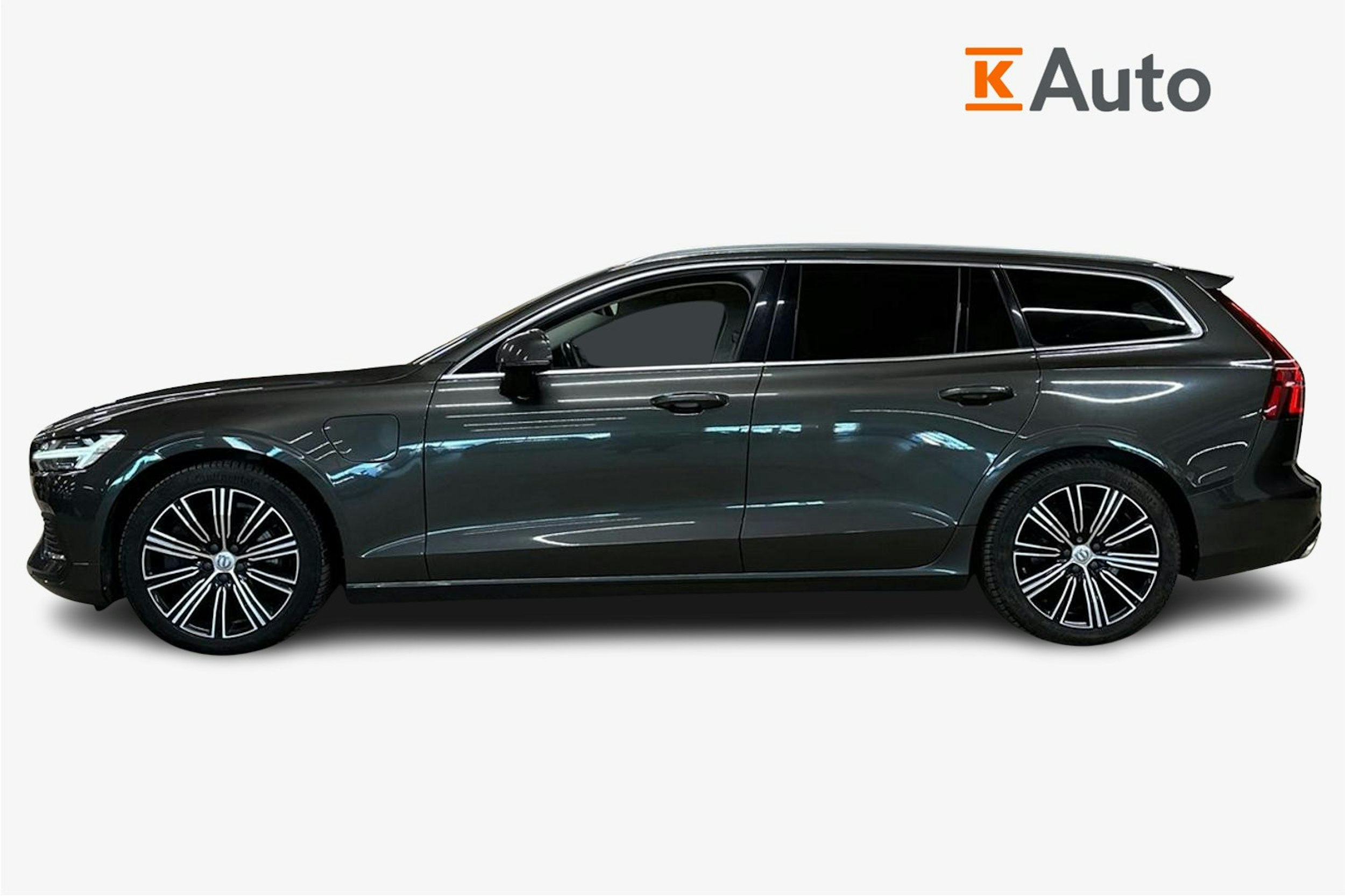 harmaa Volvo V60 2020 kuva 6.