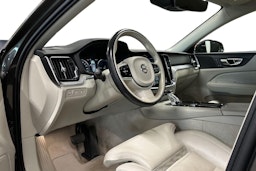 harmaa Volvo V60 2020 kuva 7.