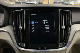 harmaa Volvo V60 2020 kuva 21.