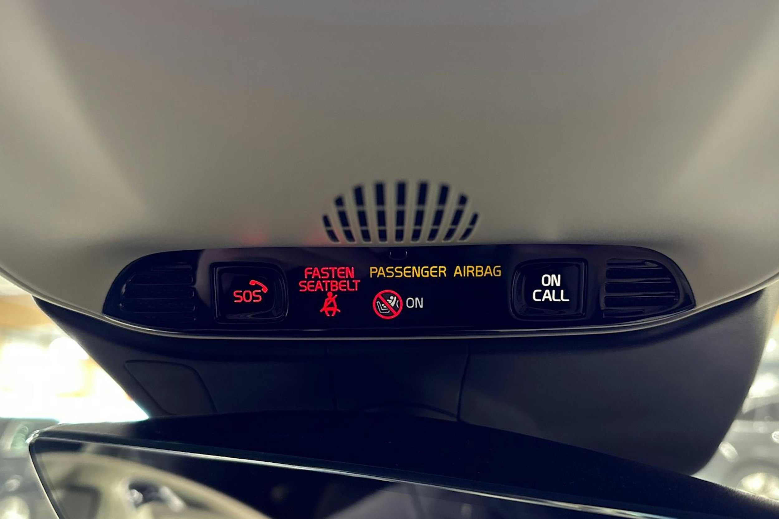 harmaa Volvo V60 2020 kuva 29.