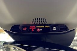 harmaa Volvo V60 2020 kuva 29.