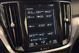musta Volvo V60 2020 kuva 23.
