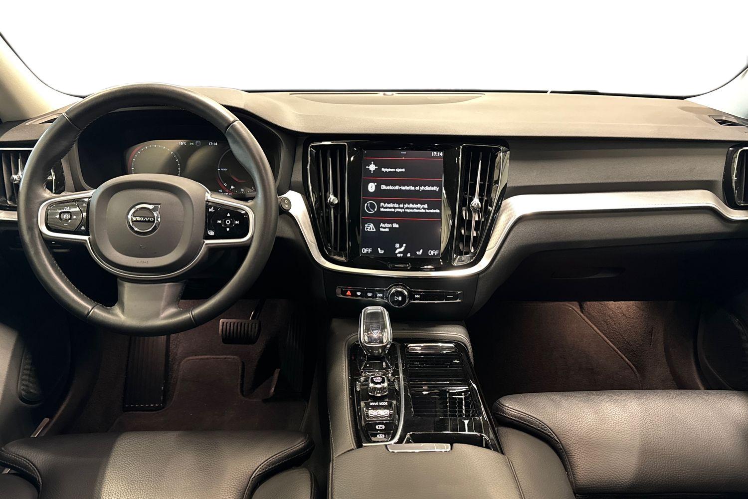 Volvo V60 2020, kuva 7/21