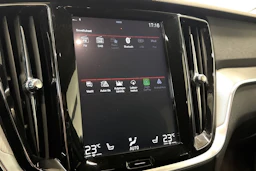 Harmaa Volvo V60 2020 kuva 18.