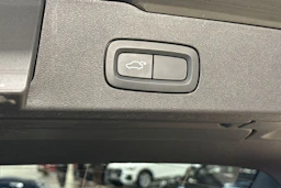 Harmaa Volvo V60 2020 kuva 21.