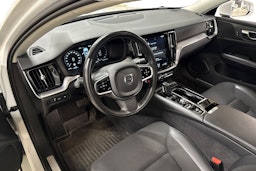 valkoinen Volvo V60 2020 kuva 3.