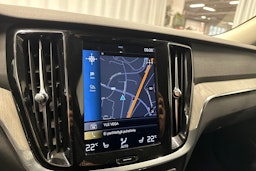harmaa Volvo V60 2021 kuva 19.