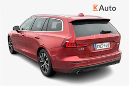 punainen Volvo V60 2021 kuva 2.