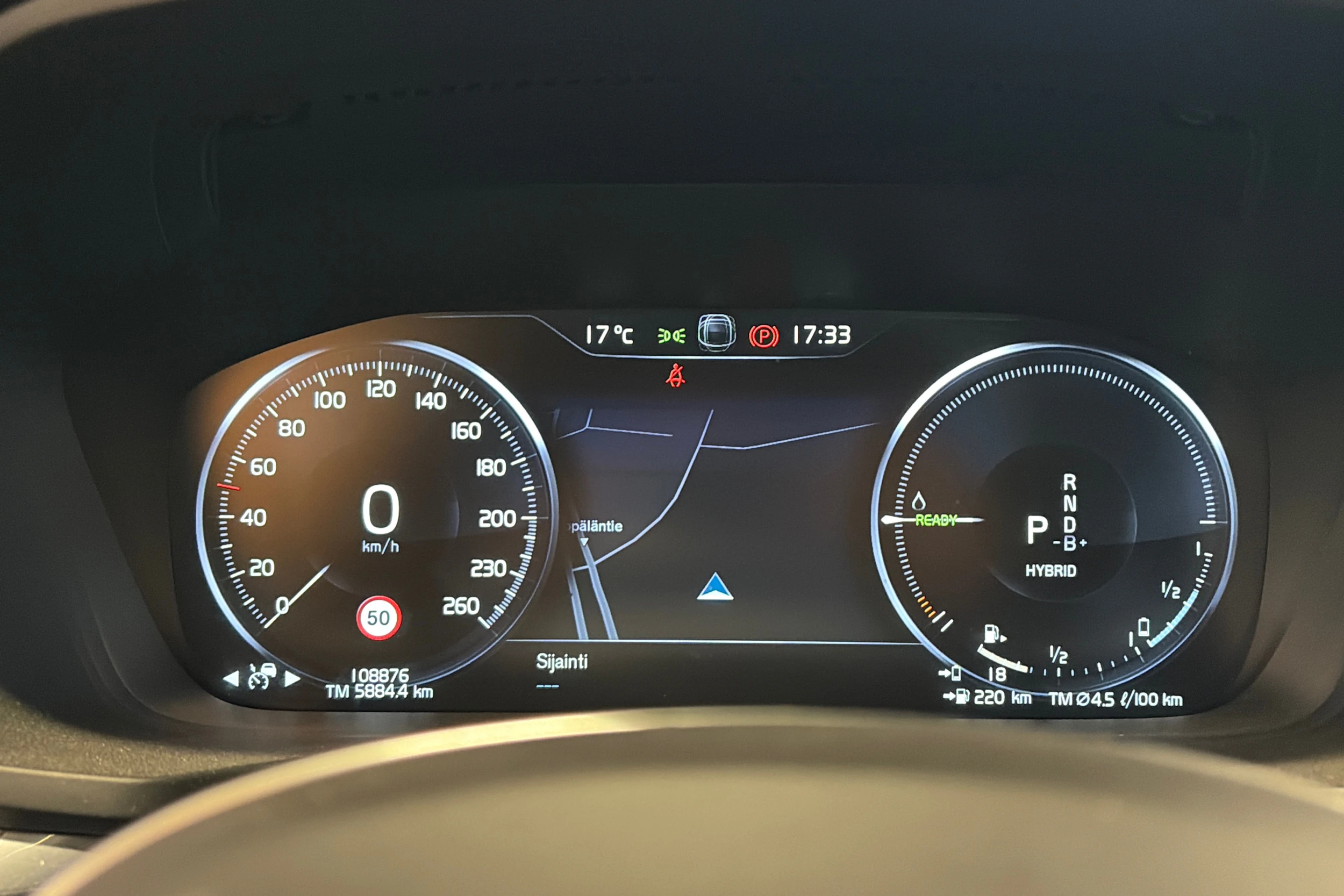 musta Volvo V60 2021 kuva 6.