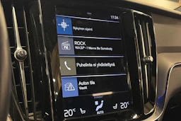 musta Volvo V60 2021 kuva 7.