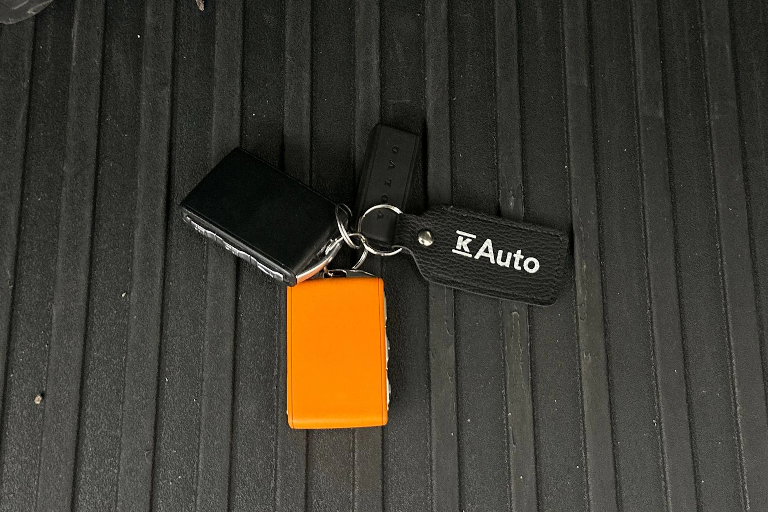 Valkoinen Volvo V60 2021 kuva 40.