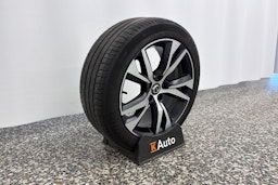 met. valkoinen Volvo V60 2021 kuva 13.