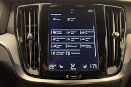 met. valkoinen Volvo V60 2021 kuva 22.