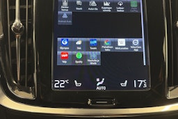 met. valkoinen Volvo V60 2021 kuva 24.