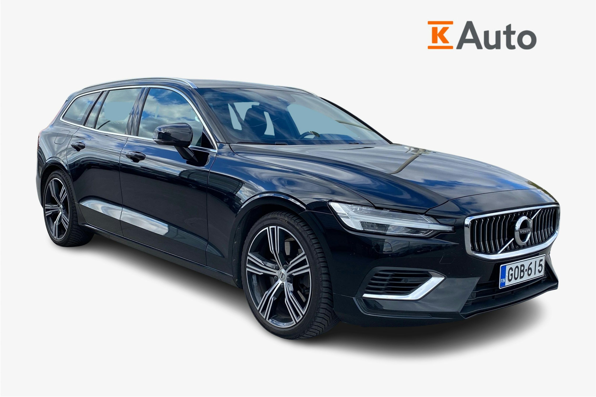 musta Volvo V60 2021 kuva 1.