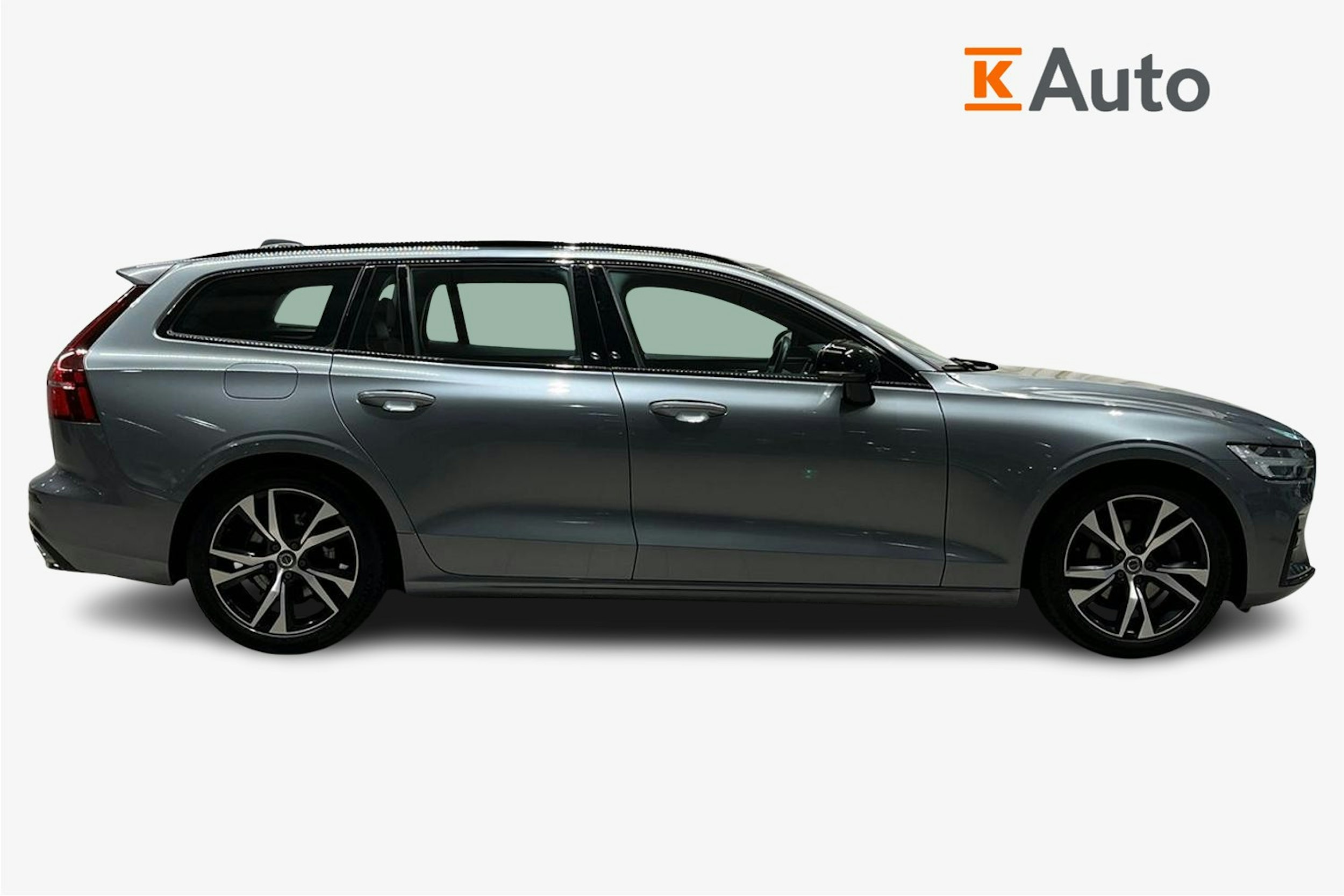 harmaa Volvo V60 2021 kuva 6.