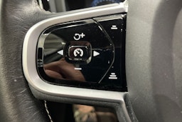 harmaa Volvo V60 2021 kuva 16.