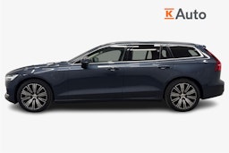 sininen Volvo V60 2021 kuva 6.