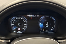 sininen Volvo V60 2021 kuva 17.