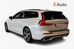 valkoinen Volvo V60 2021 kuva 2.