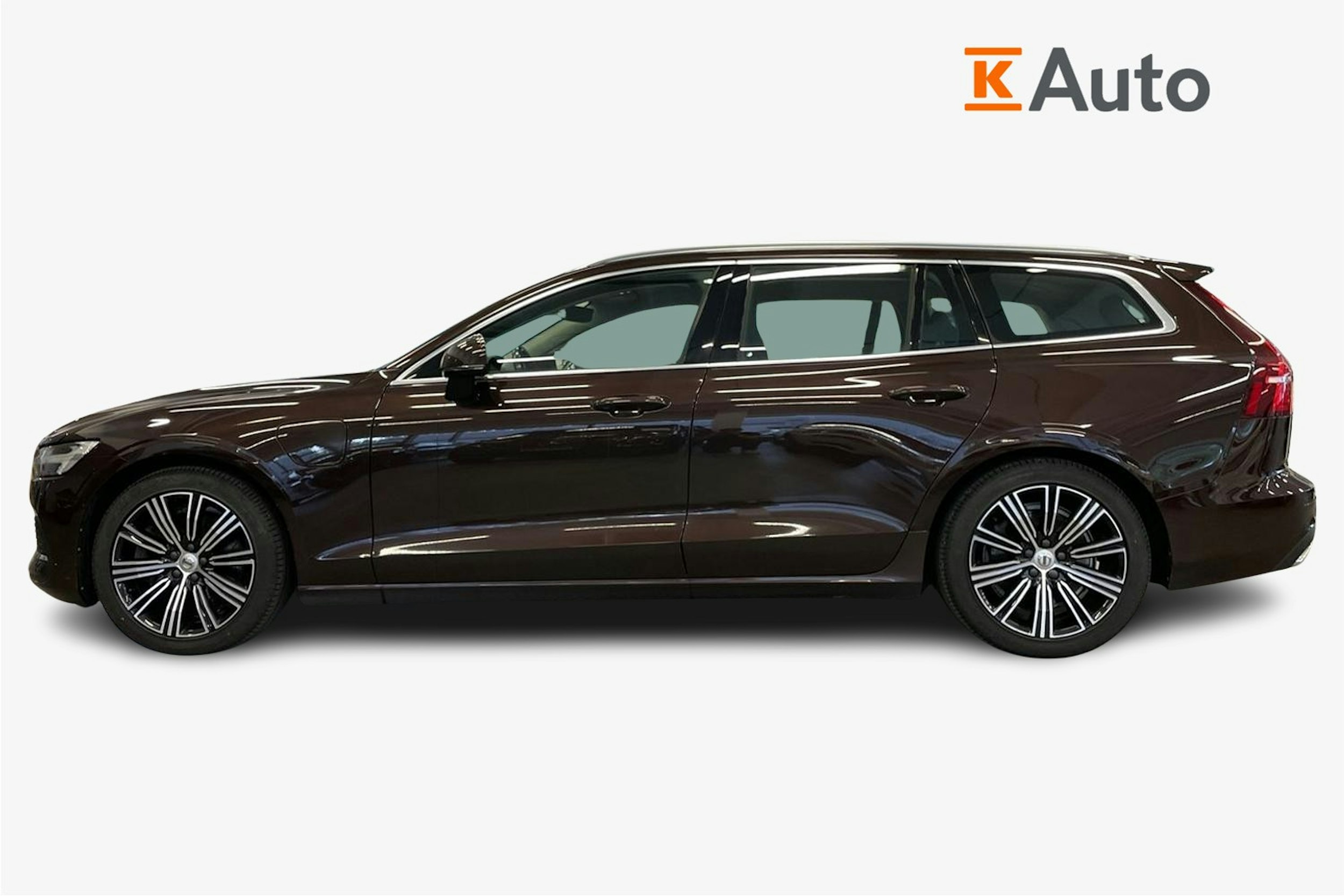 Ruskea (beige) Volvo V60 2021 kuva 6.