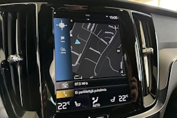 Valkoinen Volvo V60 2021 kuva 23.