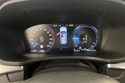 Harmaa Volvo V60 2021 kuva 18.