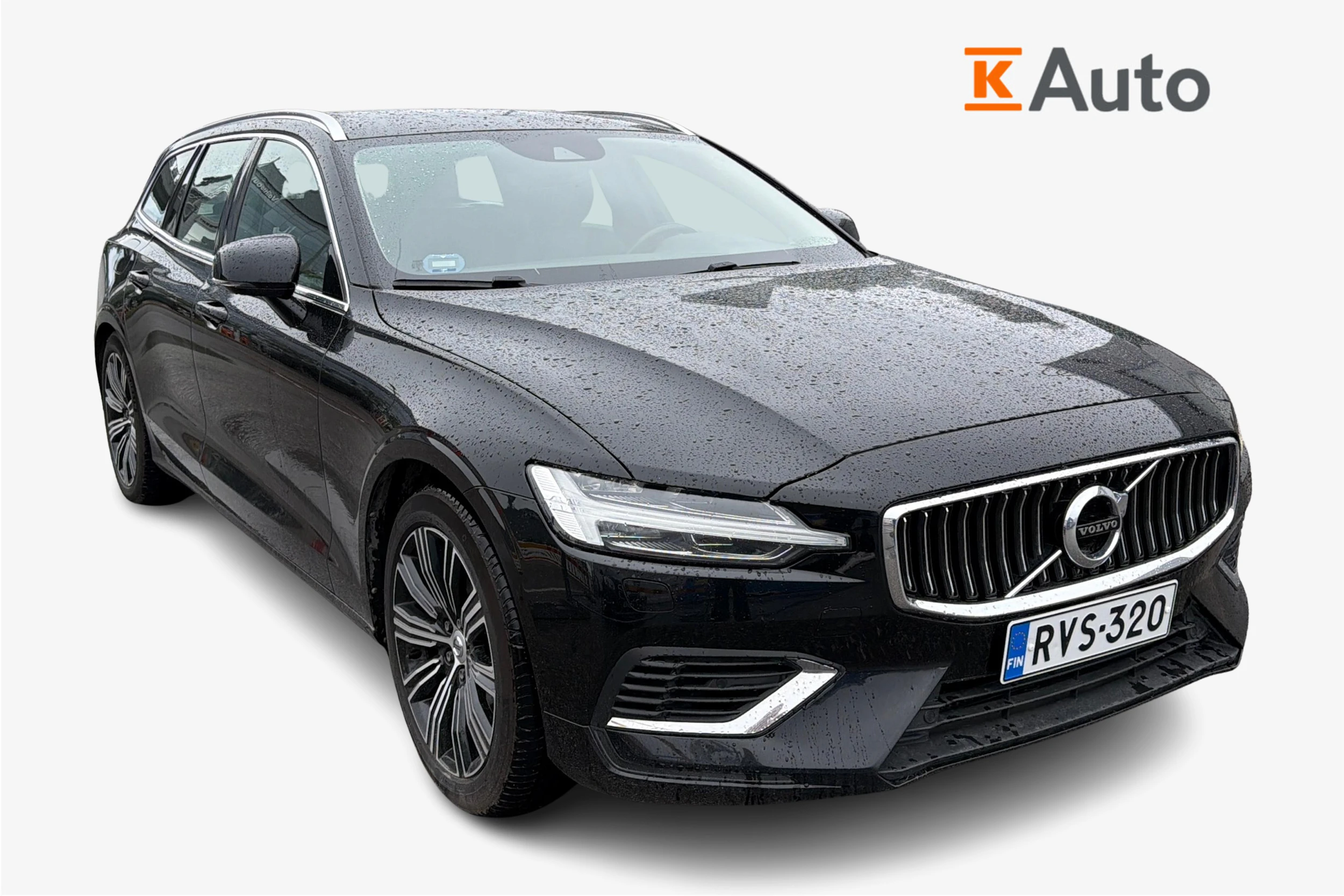 musta Volvo V60 2021 kuva 1.