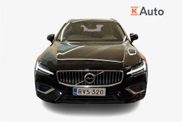 musta Volvo V60 2021 kuva 5.