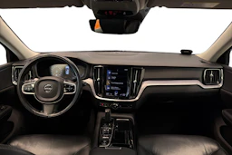 musta Volvo V60 2021 kuva 9.