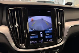 musta Volvo V60 2021 kuva 35.