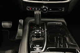 harmaa Volvo V60 2022 kuva 19.